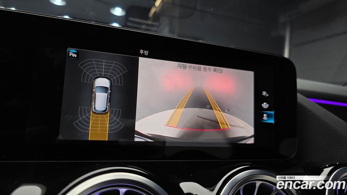 Mercedes-Benz GLA-Class 2021