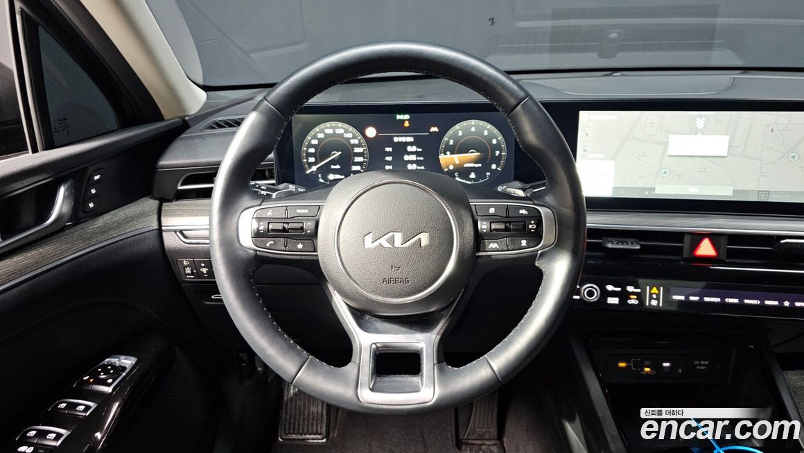 Kia K5 2025