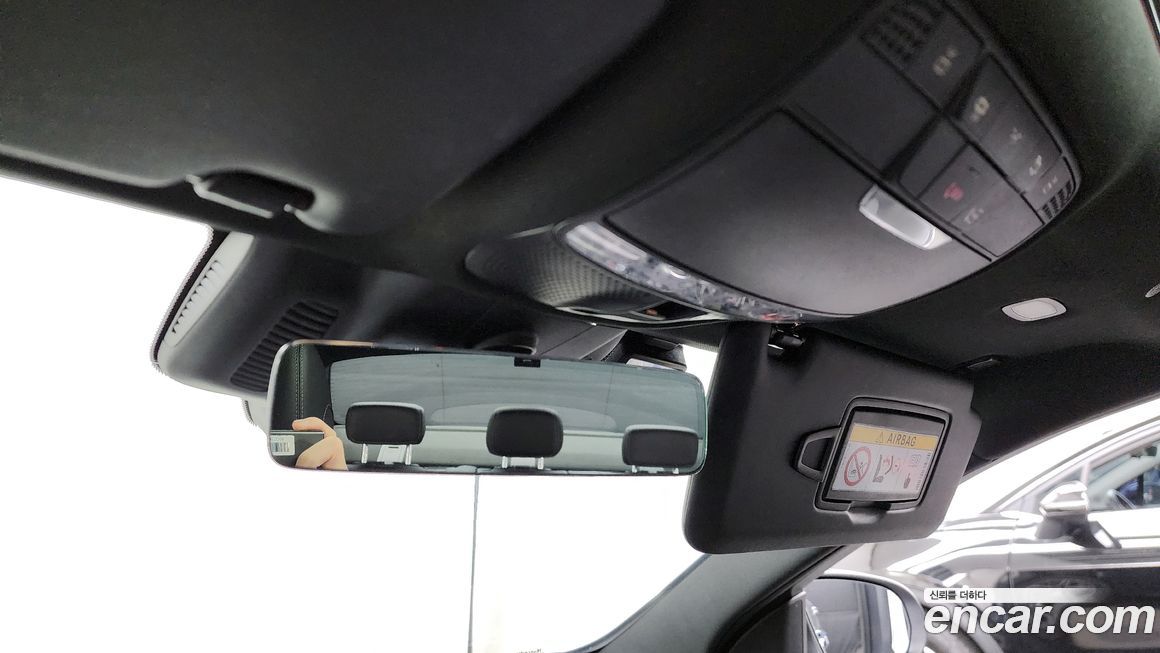 Mercedes-Benz C-Class 2021