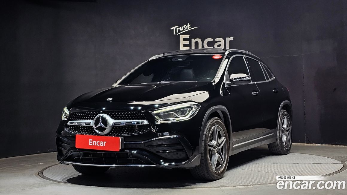 Mercedes-Benz GLA-Class 2021