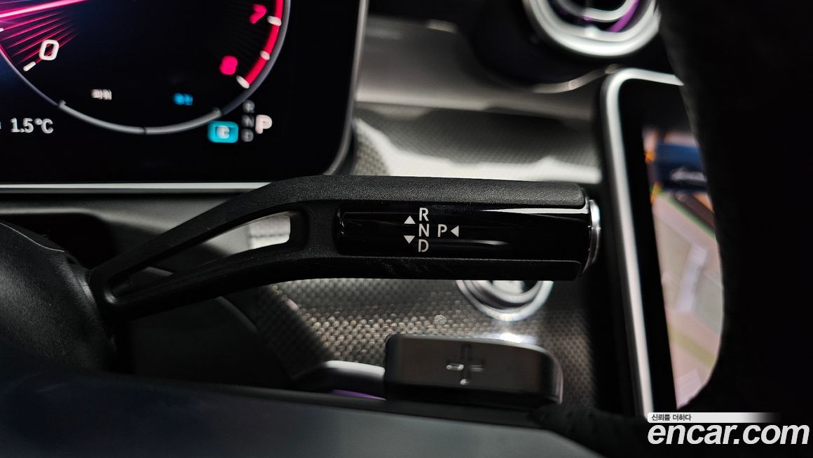 Mercedes-Benz C-Class 2023