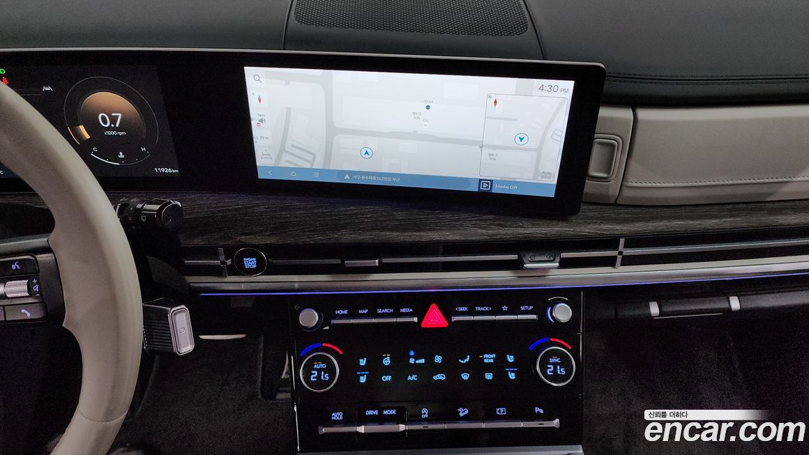 Hyundai Santafe 2025