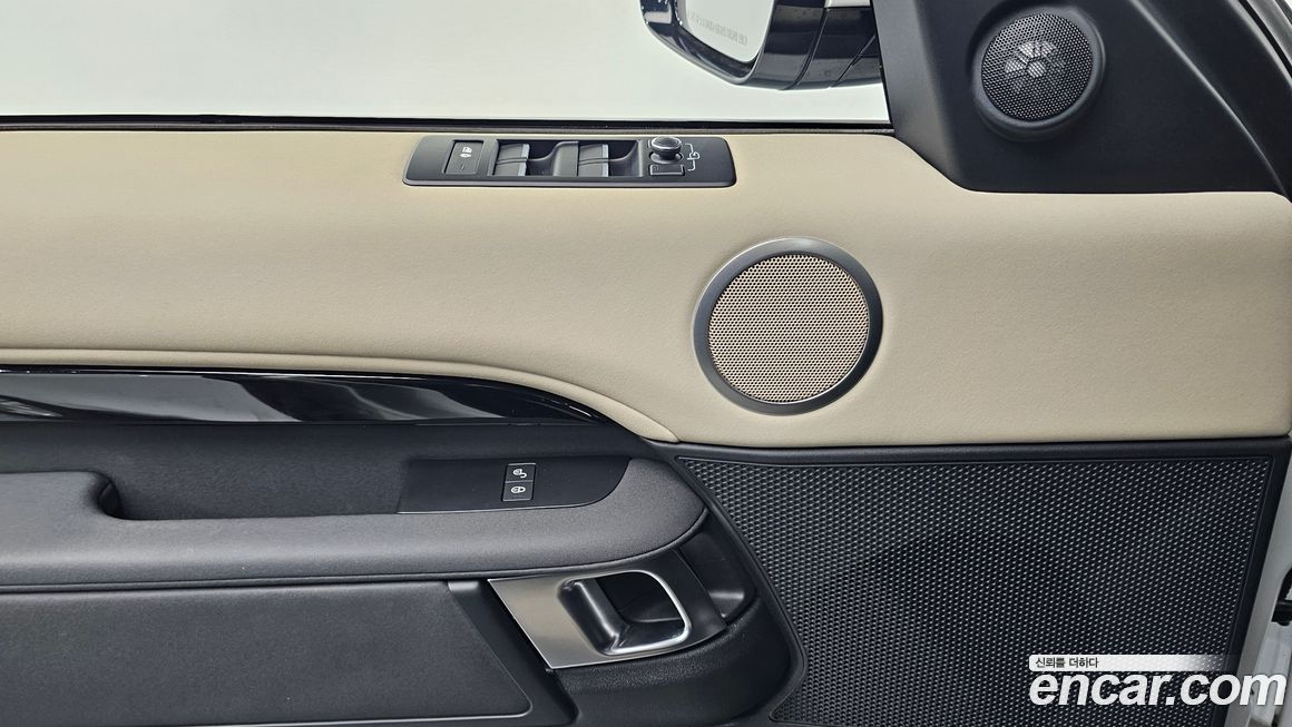 Land Rover Discovery 2019