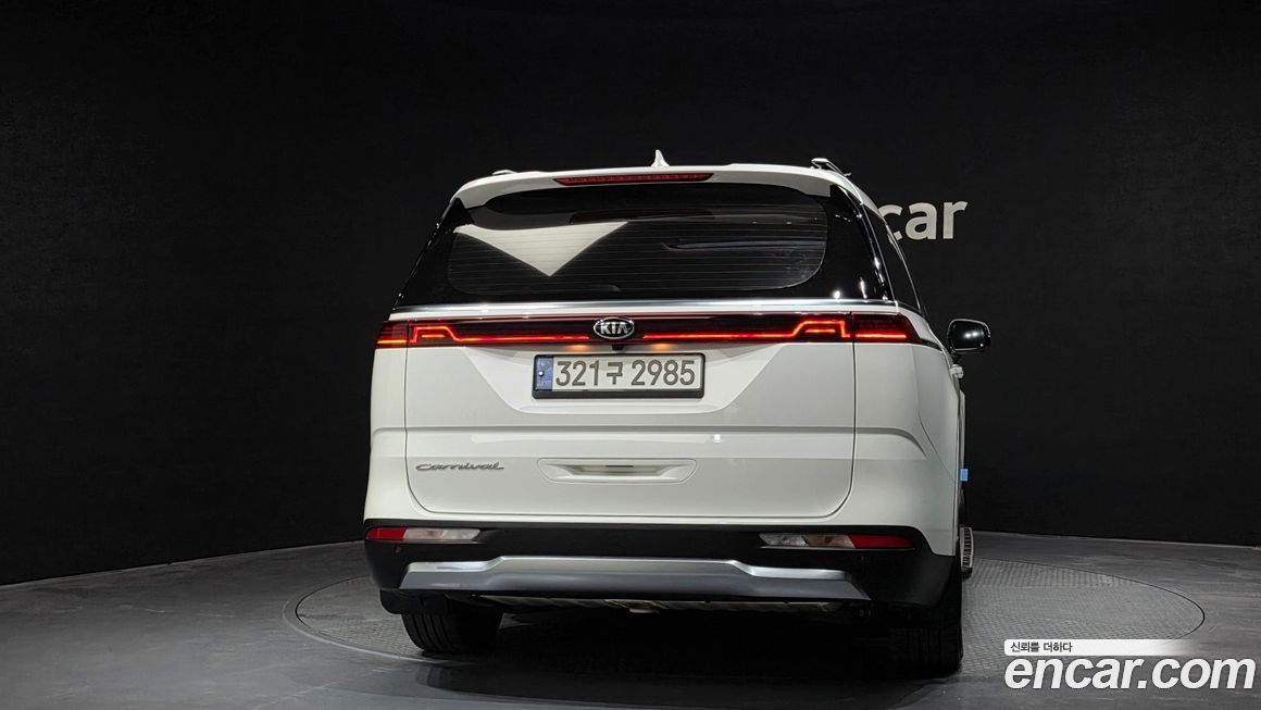 Kia Canival 2021