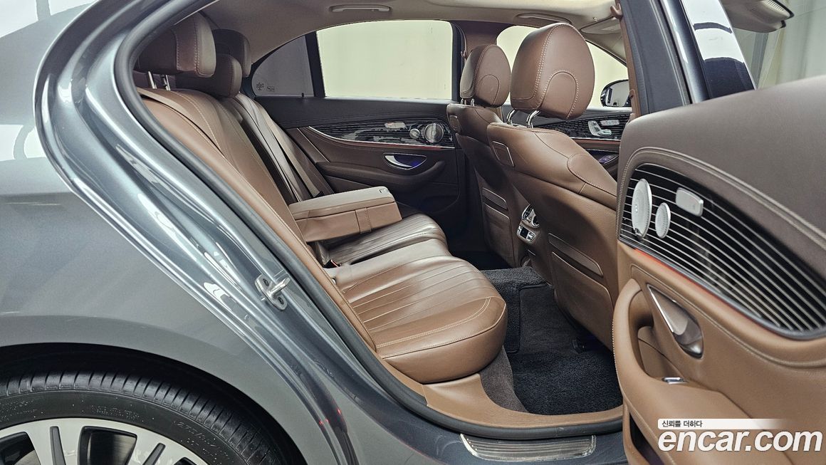 Mercedes-Benz E-Class 2020