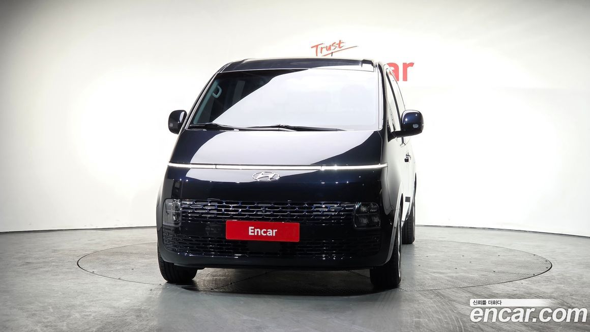 Hyundai Staria 2022