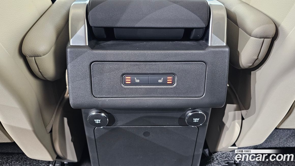 Land Rover Discovery 2019