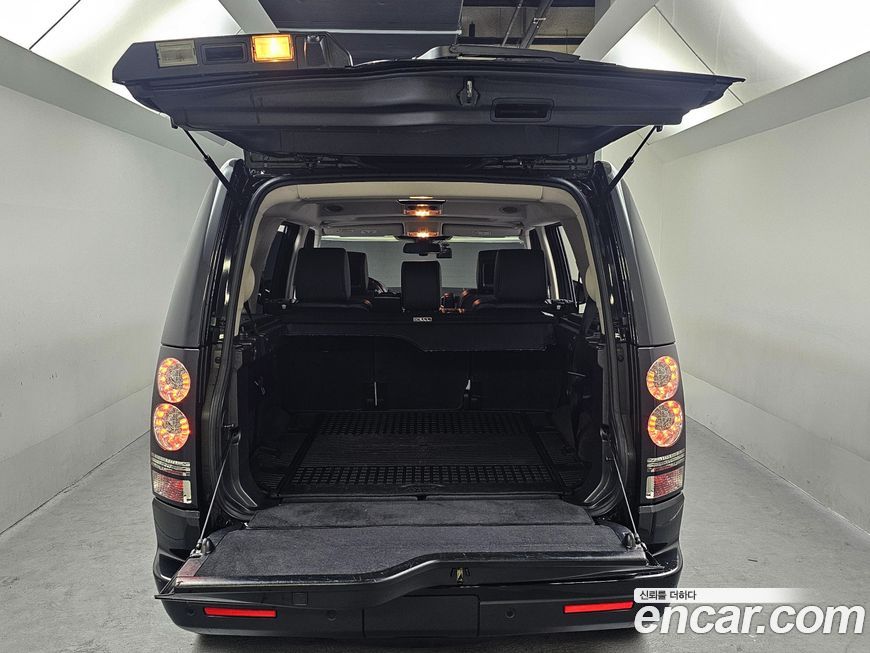 Land Rover Discovery 2016