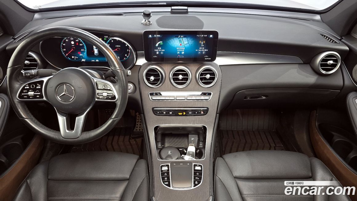 Mercedes-Benz GLC-Class 2020