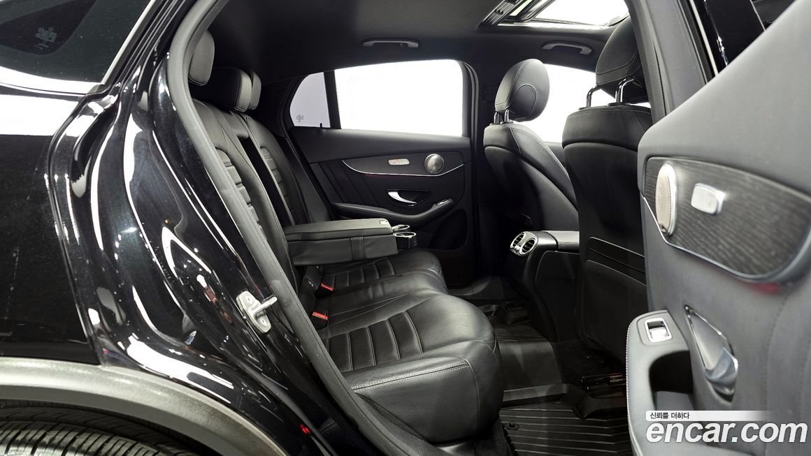 Mercedes-Benz GLC-Class 2020