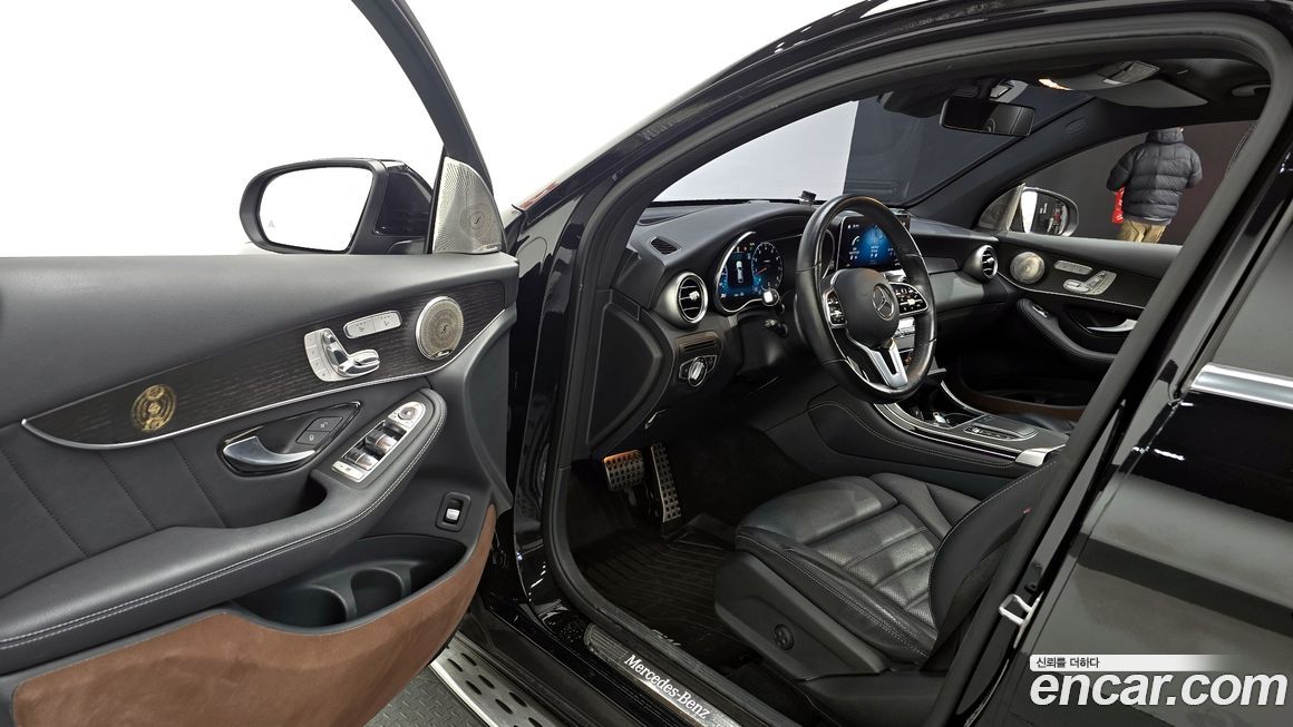 Mercedes-Benz GLC-Class 2020