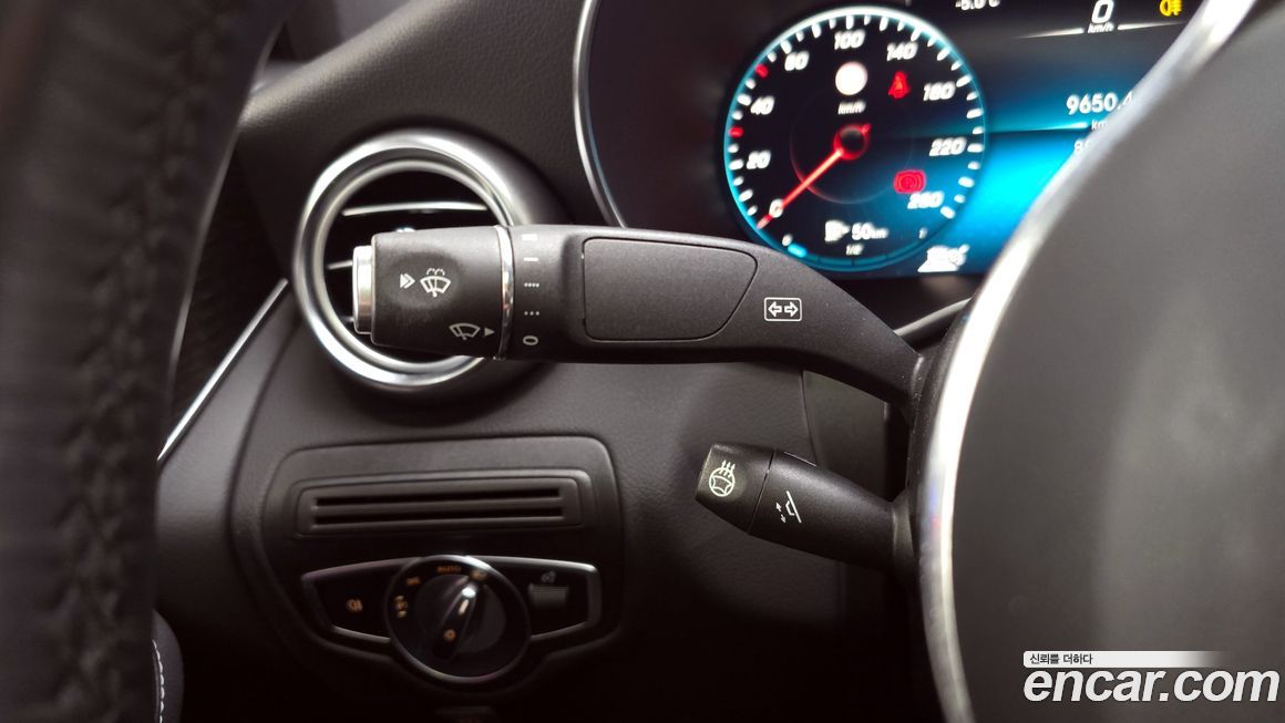 Mercedes-Benz GLC-Class 2020