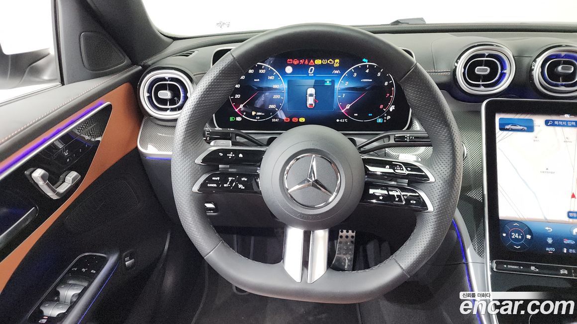 Mercedes-Benz C-Class 2025