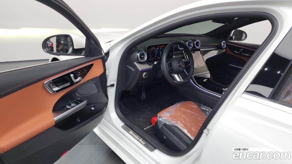 Mercedes-Benz C-Class 2025
