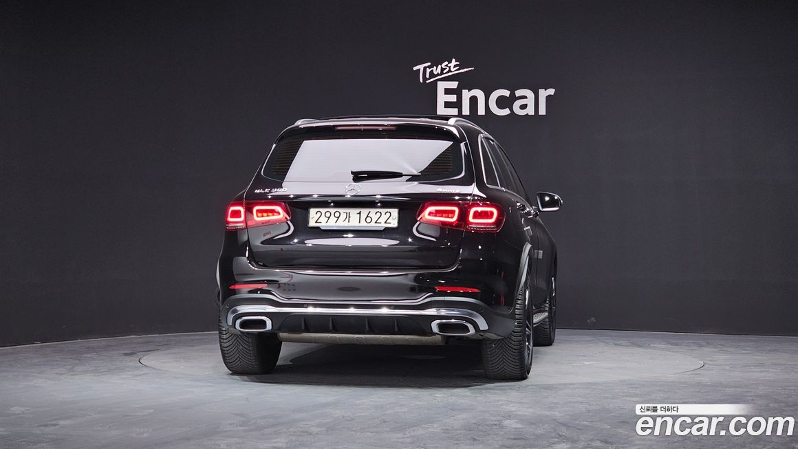 Mercedes-Benz GLC-Class 2020
