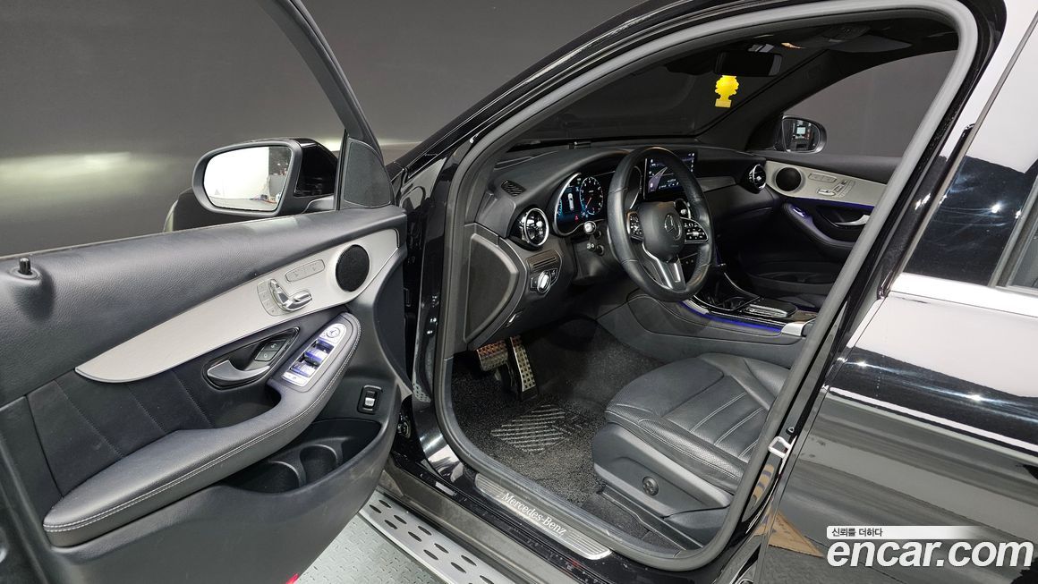 Mercedes-Benz GLC-Class 2020