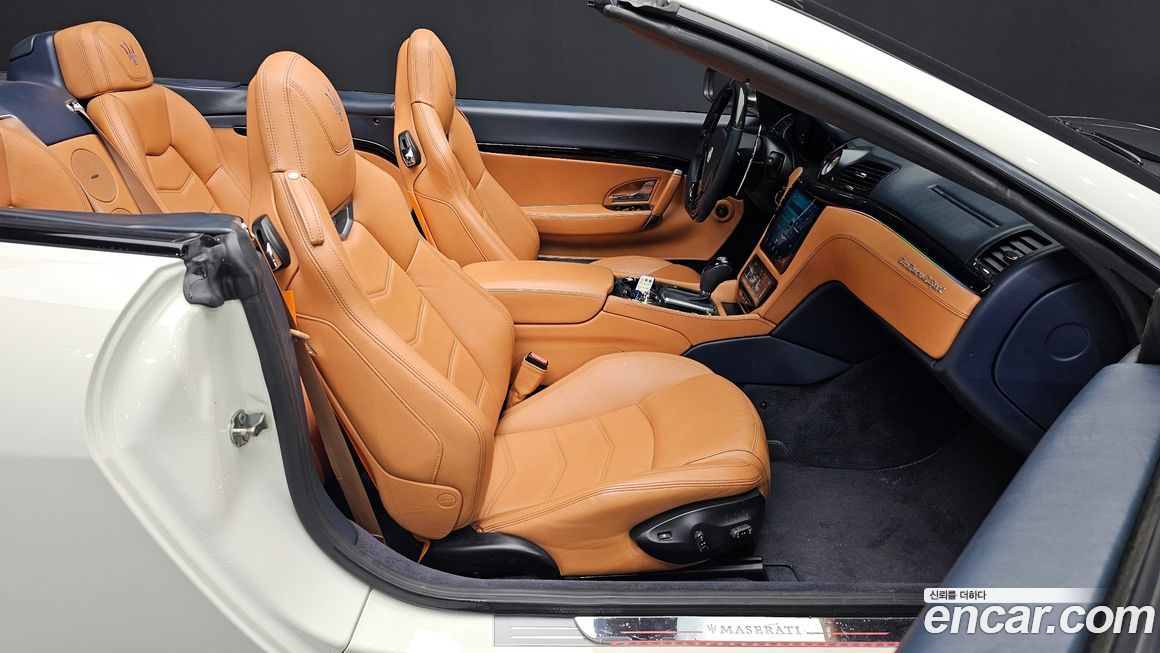 Maserati Gran Cabrio 2016