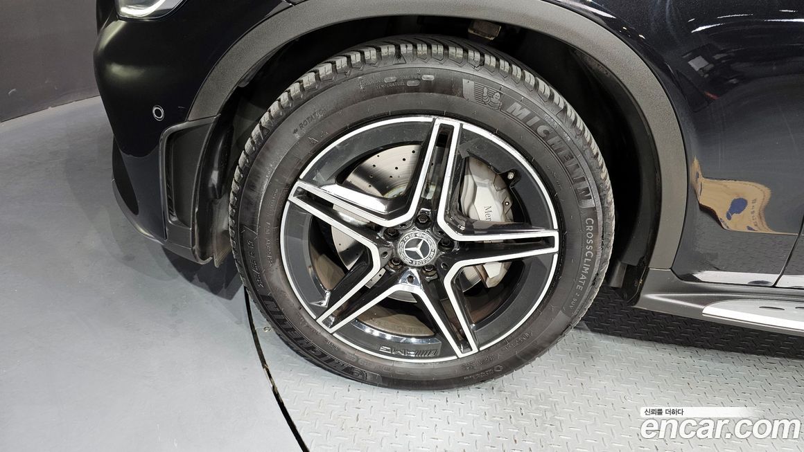 Mercedes-Benz GLC-Class 2020