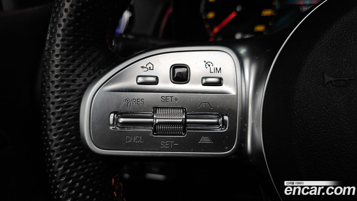 Mercedes-Benz GLB-Class 2022