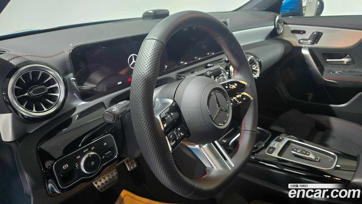 Mercedes-Benz CLA-Class 2024