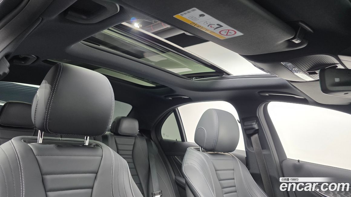 Mercedes-Benz E-Class 2021