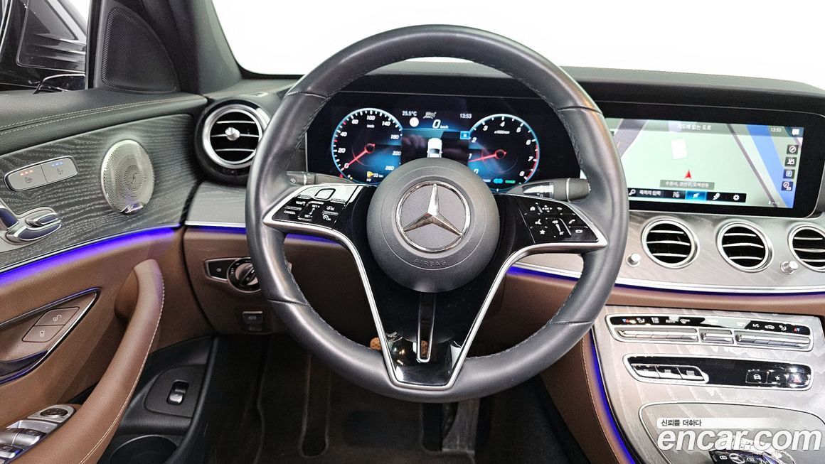 Mercedes-Benz E-Class 2023