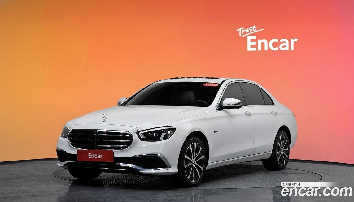 Mercedes-Benz E-Class 2021