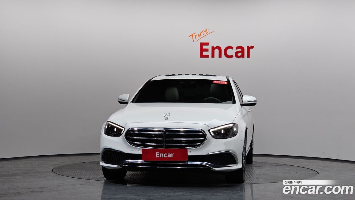 Mercedes-Benz E-Class 2021