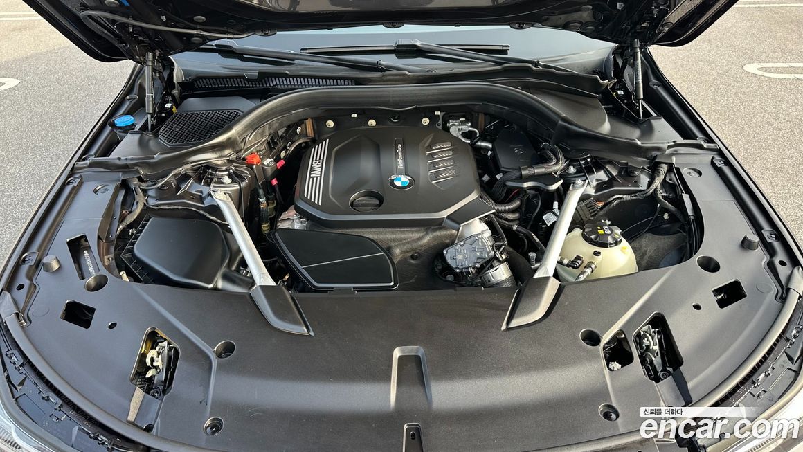 BMW Gran Turismo 2023