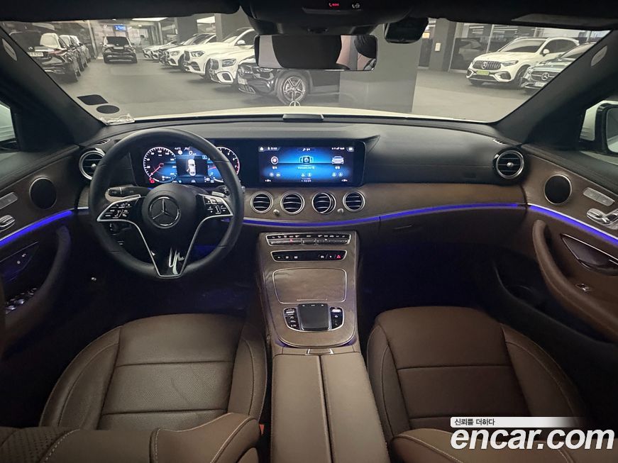 Mercedes-Benz E-Class 2022