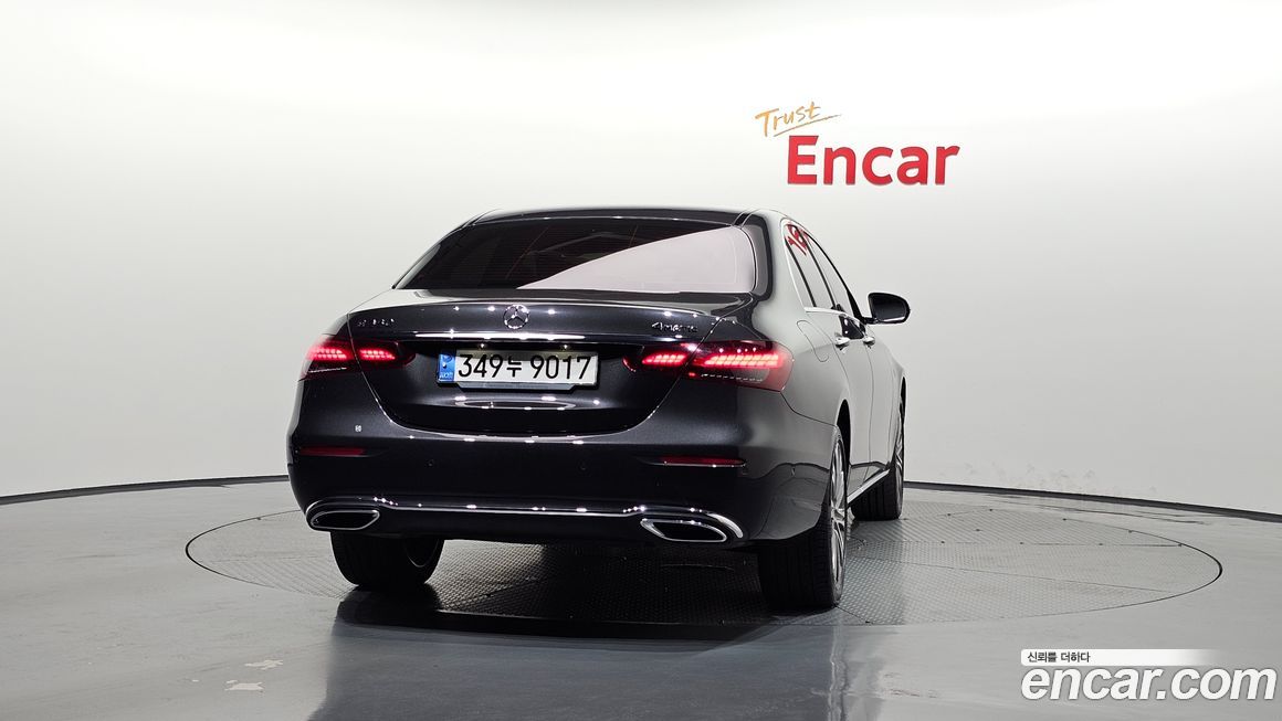Mercedes-Benz E-Class 2023