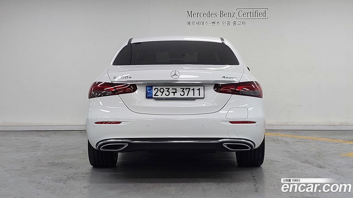 Mercedes-Benz E-Class 2022