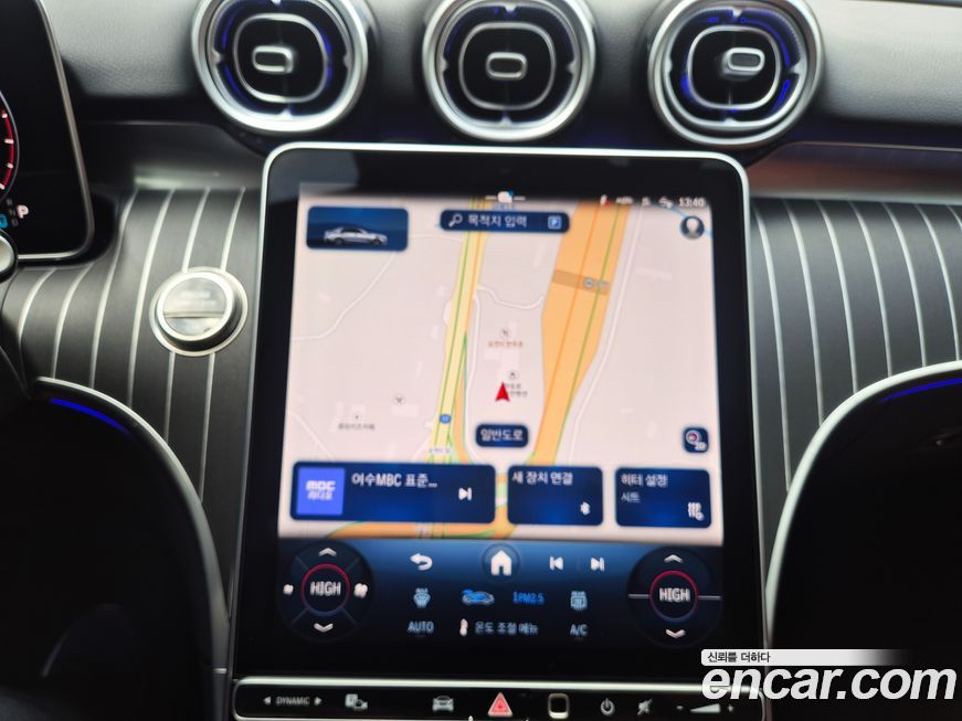 Mercedes-Benz C-Class 2025