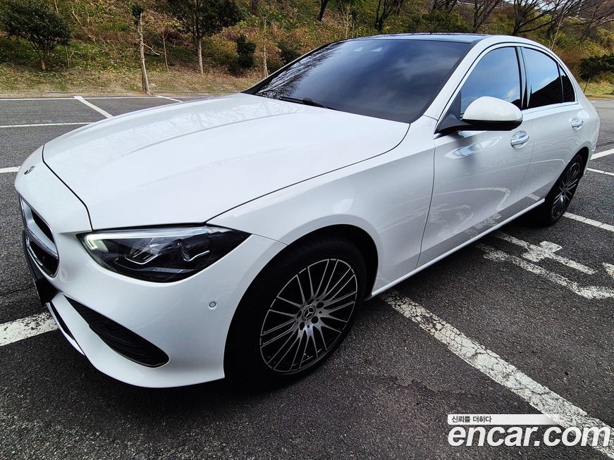 Mercedes-Benz C-Class 2025