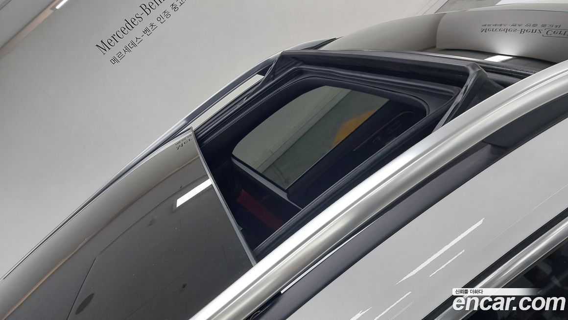 Mercedes-Benz GLB-Class 2022