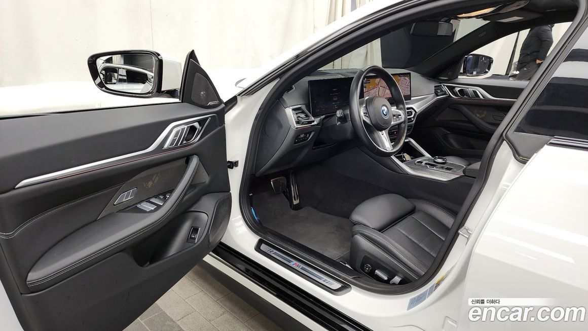 BMW i4 2024