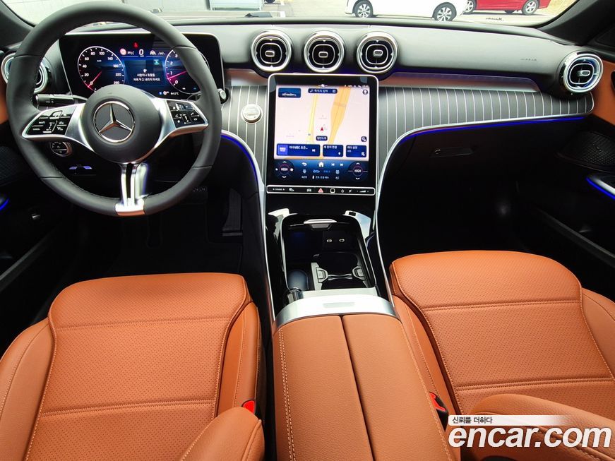 Mercedes-Benz C-Class 2025