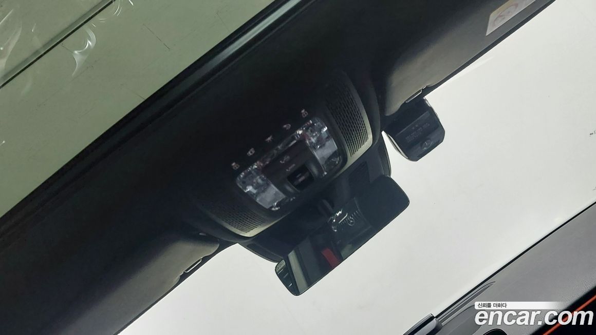 Mercedes-Benz GLB-Class 2022