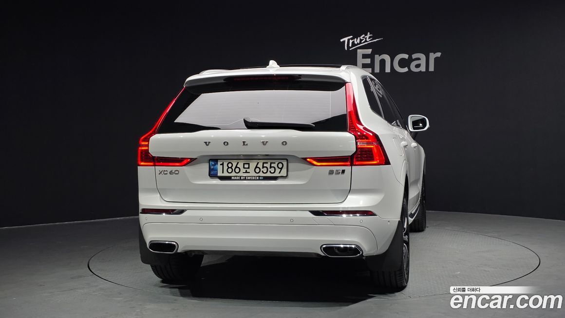 Volvo XC60 2021