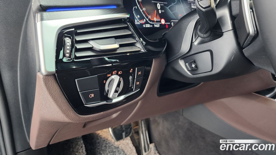 BMW Gran Turismo 2023