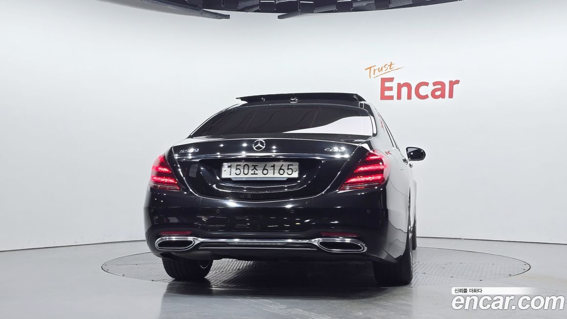 Mercedes-Benz S-Class 2019