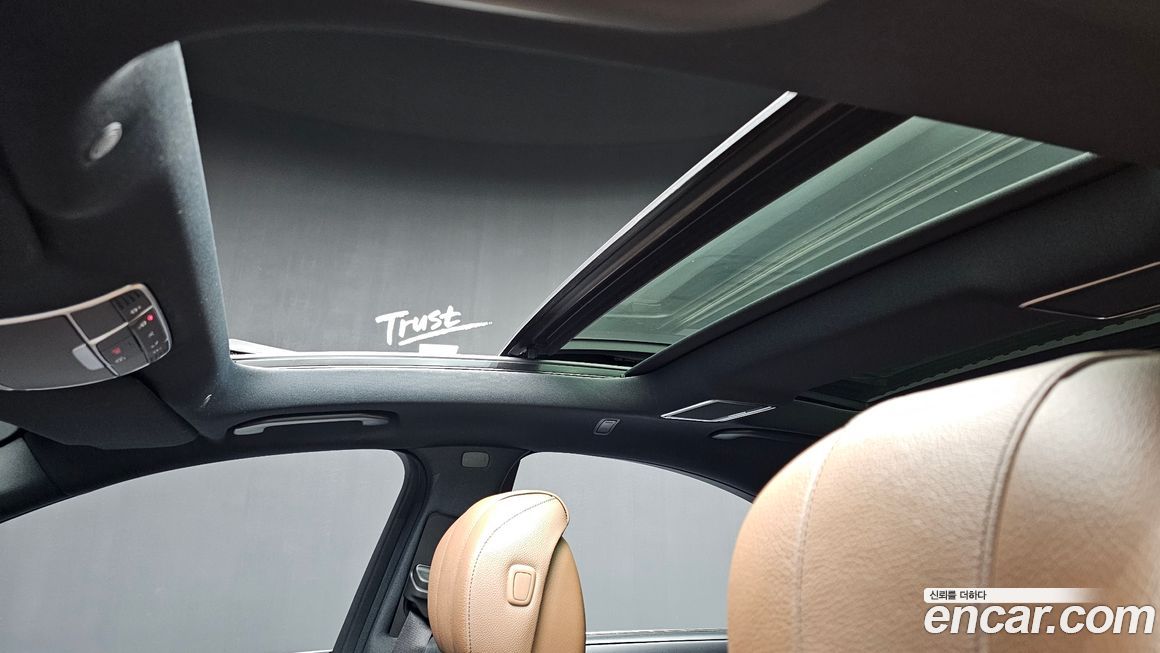 Mercedes-Benz S-Class 2019