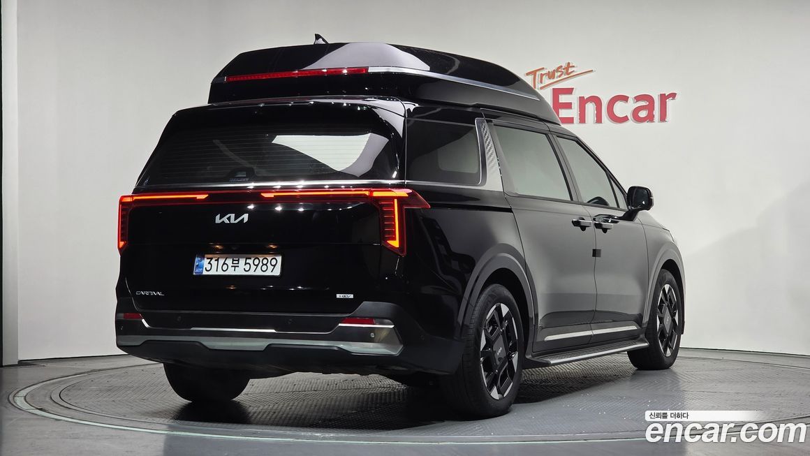 Kia Canival 2025
