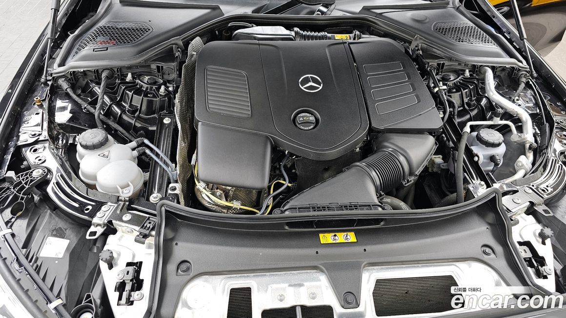 Mercedes-Benz E-Class 2024