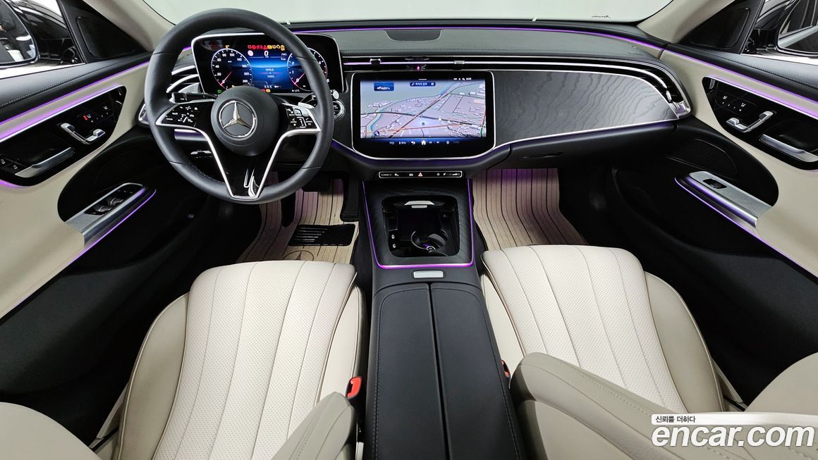Mercedes-Benz E-Class 2024