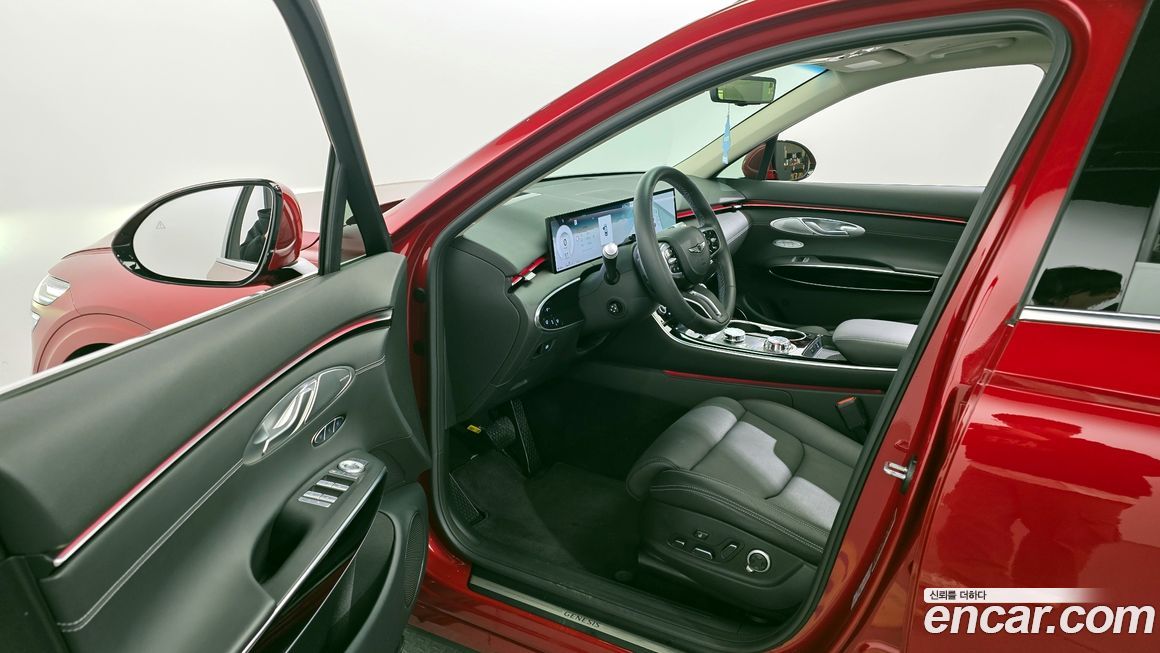 Genesis GV70 2025