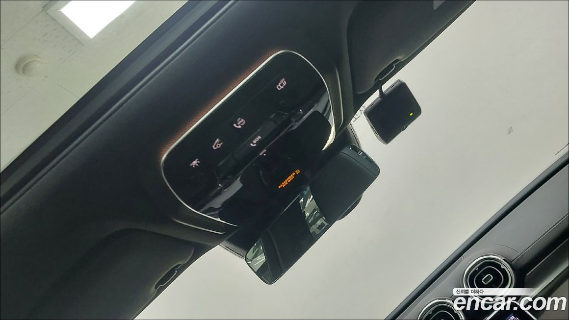 Mercedes-Benz C-Class 2023