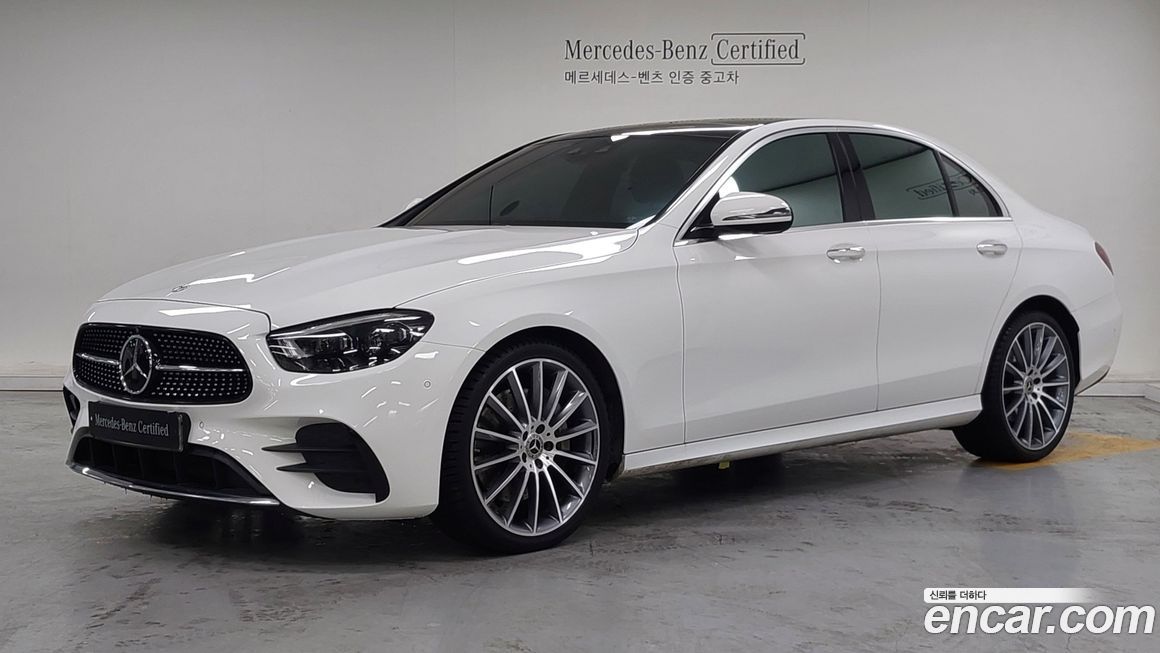 Mercedes-Benz E-Class 2022