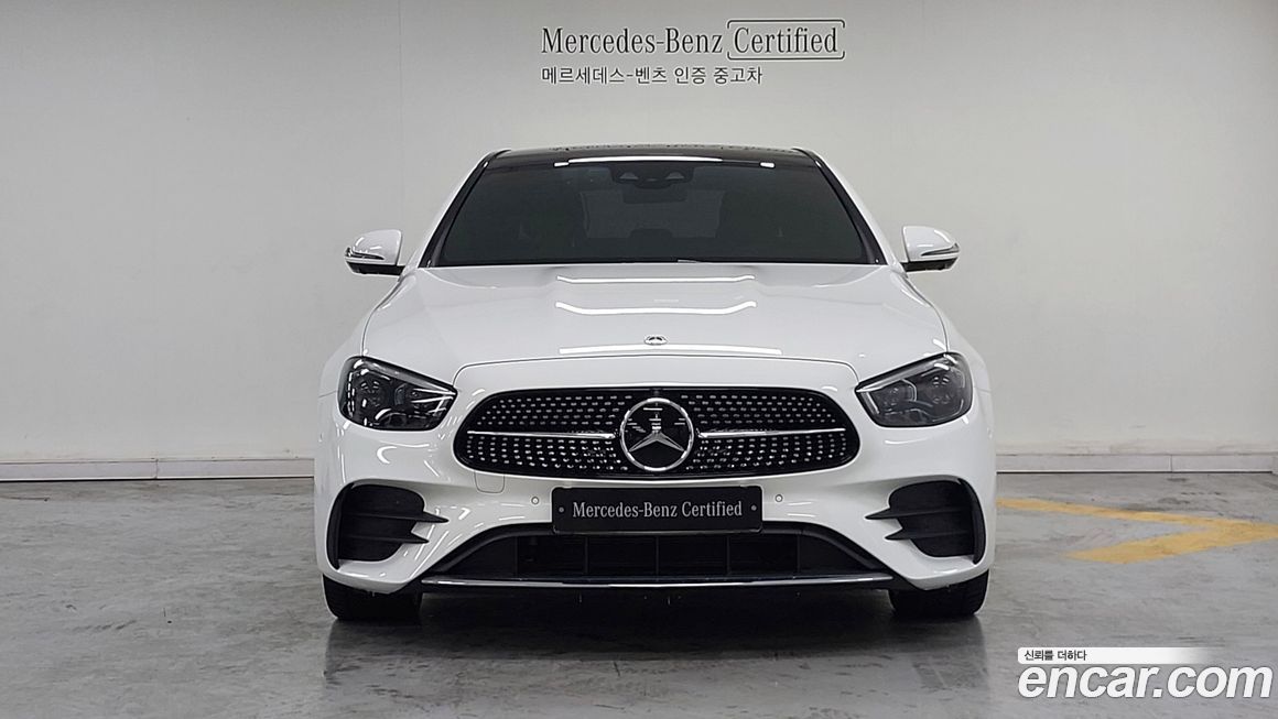 Mercedes-Benz E-Class 2022