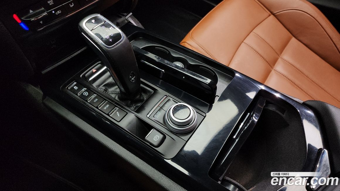 Maserati Ghibli 2022